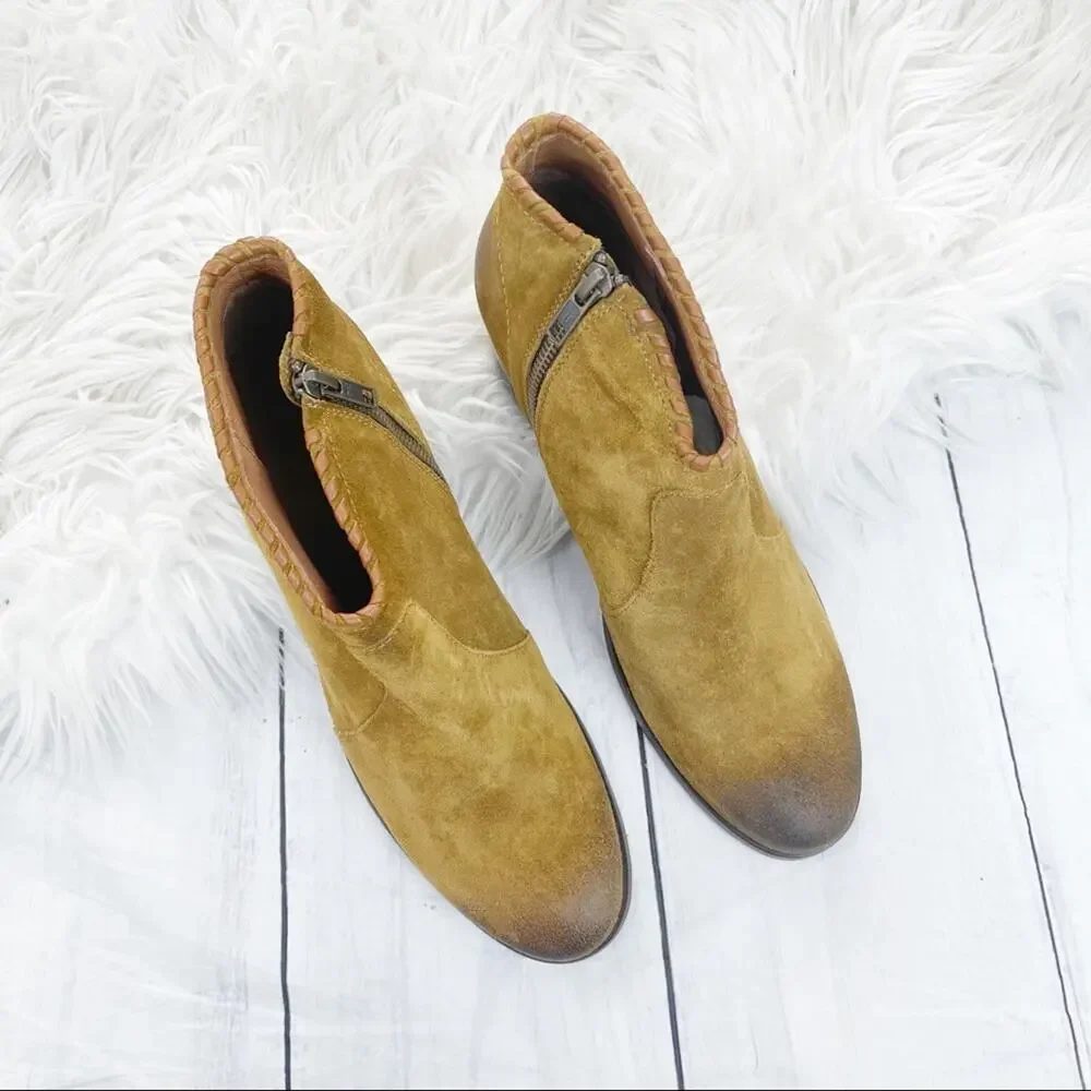 Frye Women's Nora Whipstitch Shootie‎ Suede Bootie Size 10 NEW